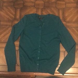 Banana Republic sweater like new!!!! Small!!